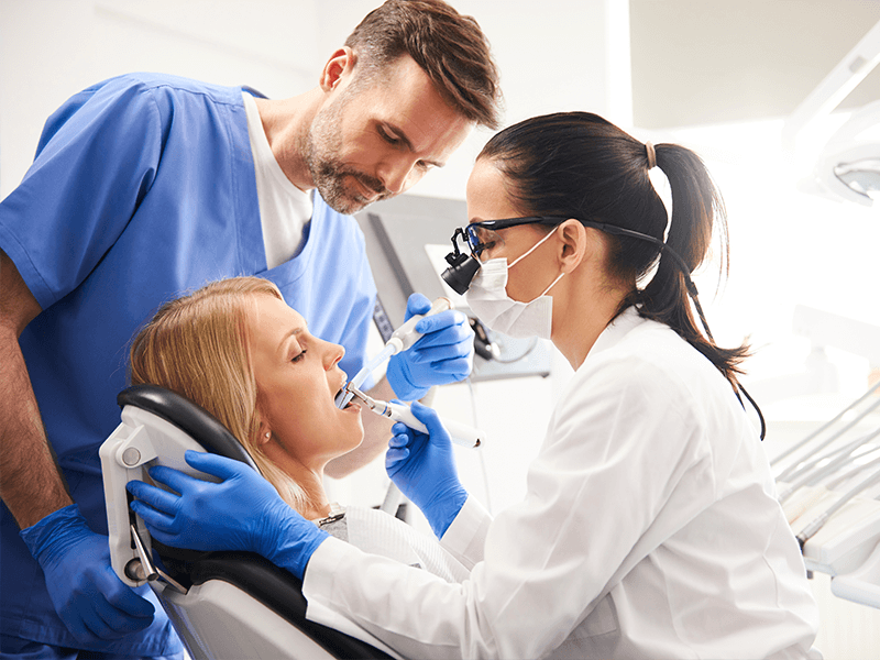 Plano Dental Empresarial: Ofereça Mais Qualidade de Vida com Planos Completos para Colaboradores e Familiares